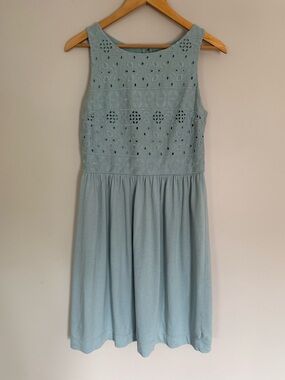 Ann Taylor Loft Sea Foam Blue Green Embroidered Eyelet Sleeveless Dress Sz
6P
